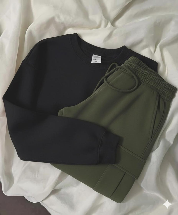 Black sweatshirt with Olive Trouser